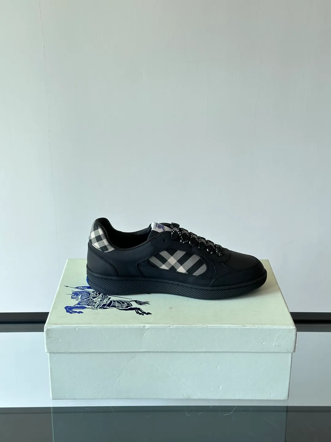 Men's shoes 💰p420 "Burberr＊" men's classic low-top sneakers, reinterpreted with Vintage retro plaid cotton and cowhide materials, decorated with a new brand logo. First-layer sheepskin lining, embossed Burberry lettering logo on the heel, T men's shoes 💰pU original outsole! Code number 38-44 (45 customized)